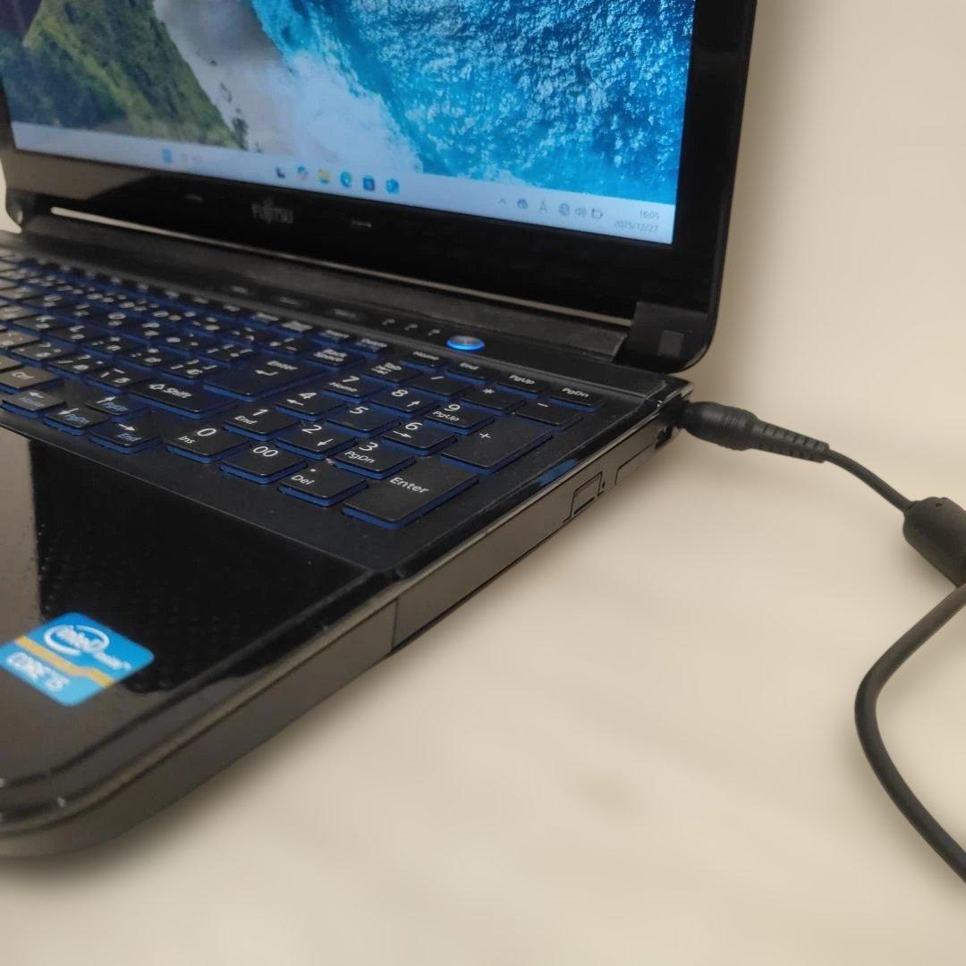 た*ん様 富士通　ノートパソコン Core i5 Windows11 最新オフィ