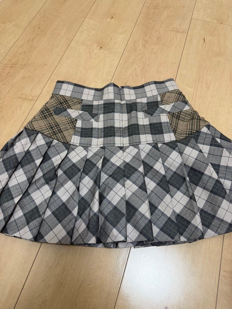 アンドマリー　チェックスカート
