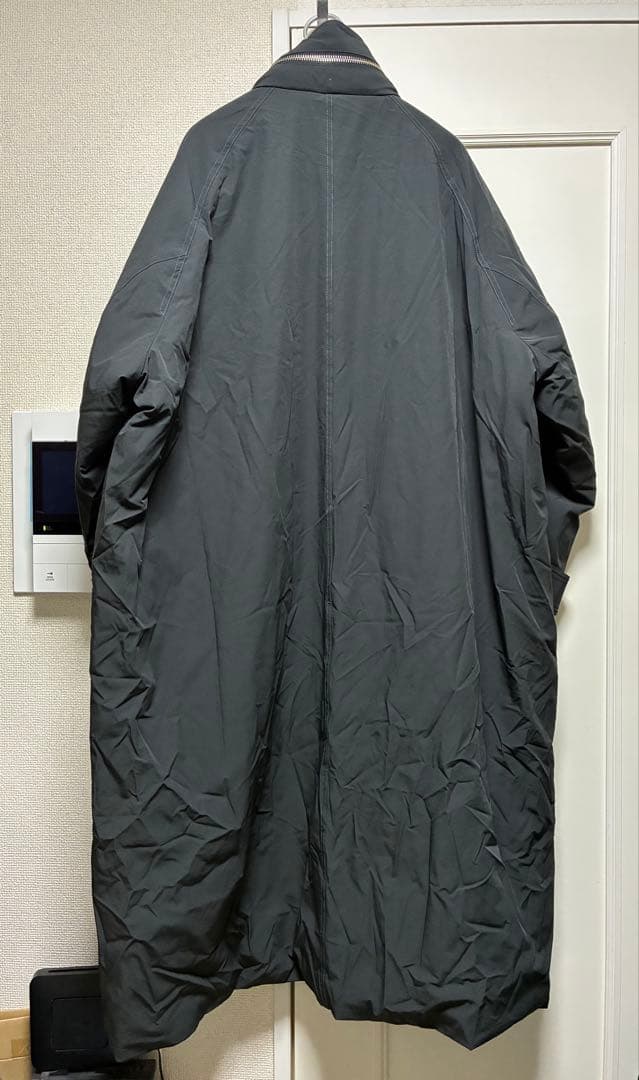 メゾンスペシャル プライム オーバー モンスター パファー パーカー コート