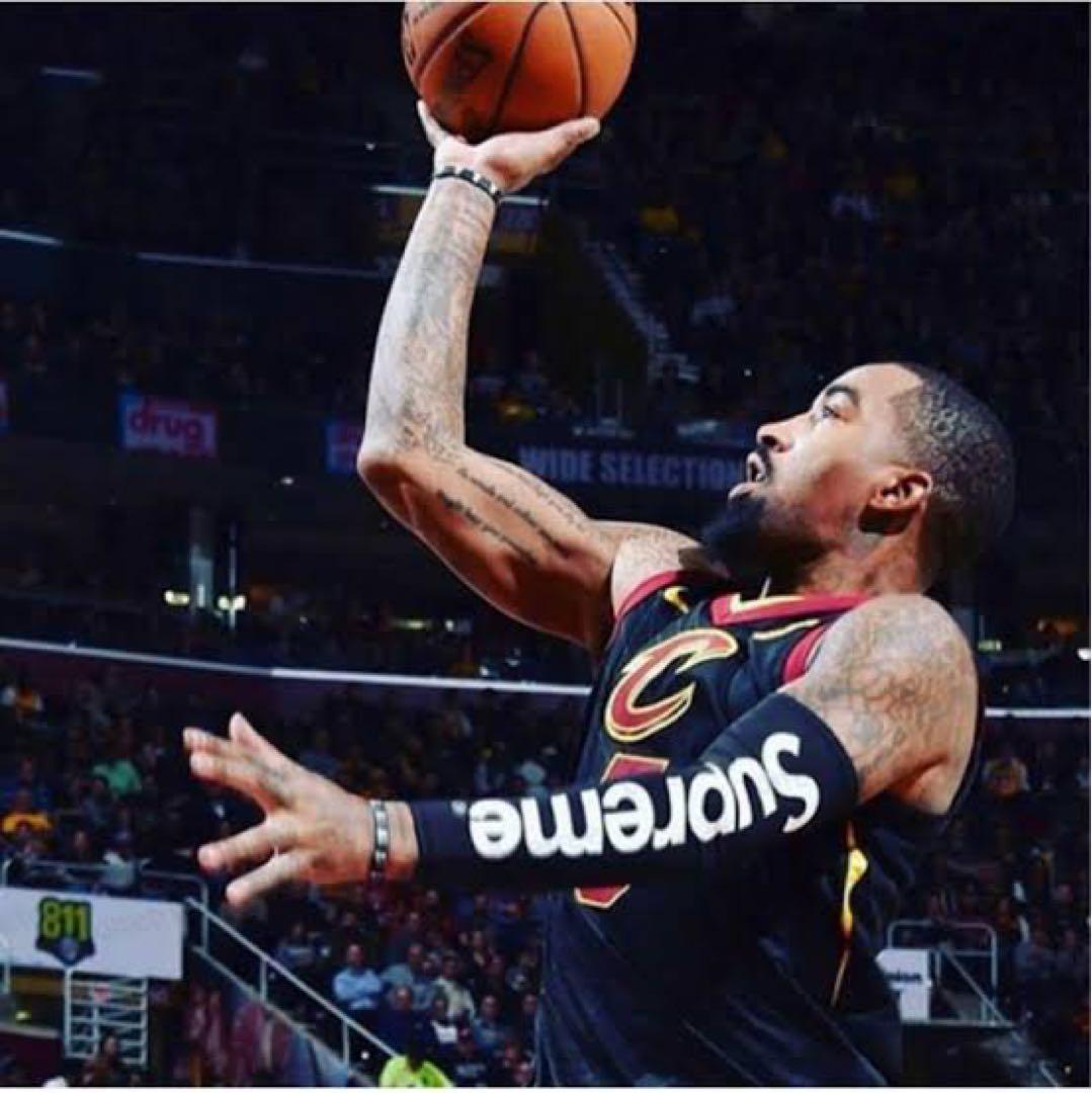 supreme nike アームウォーマー　日焼け防止