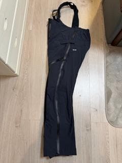 DESCENTE（デサント）　メンズ ネイビー サスペンダー スキーウェア