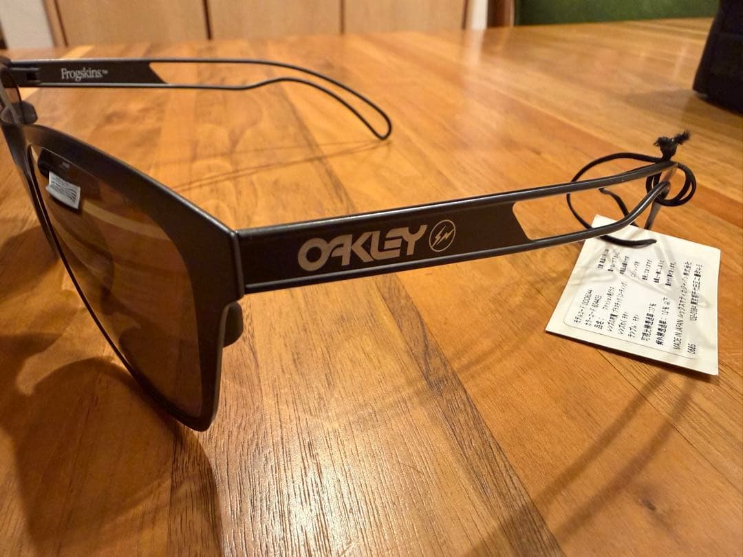 Oakley フラグメントデザイン　チタン　サングラス