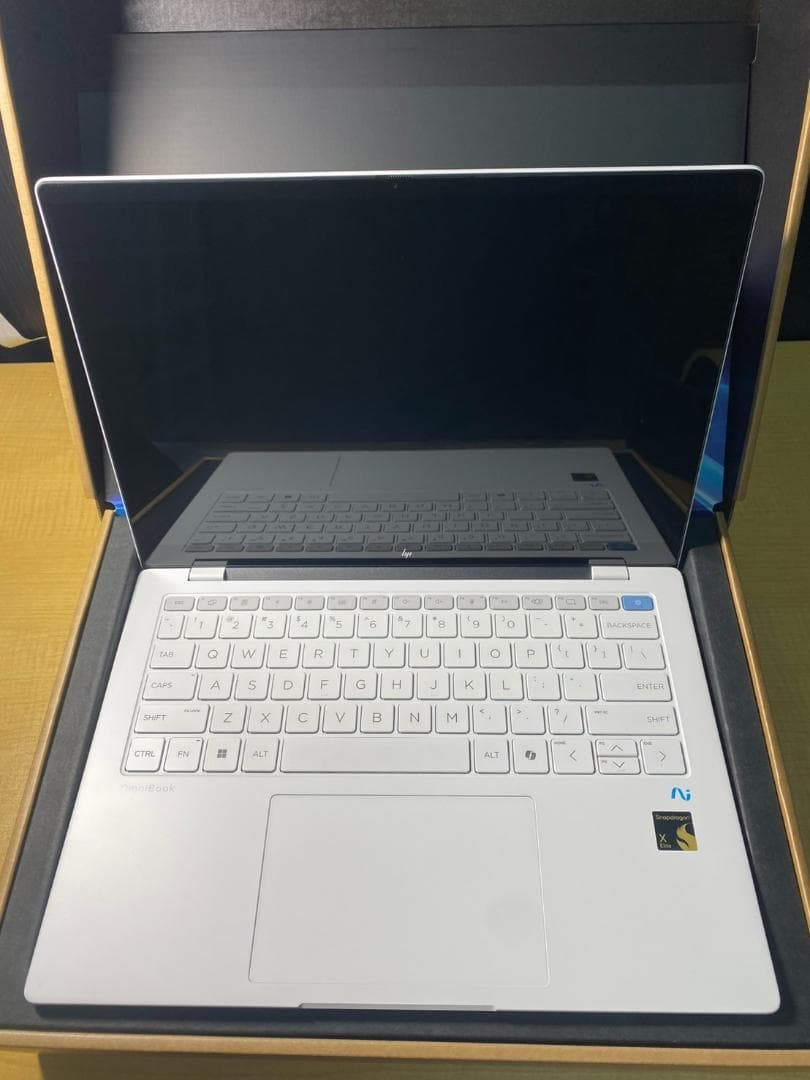 未使用品 HP ノートパソコン/OmniBook X 14-fe/14インチ