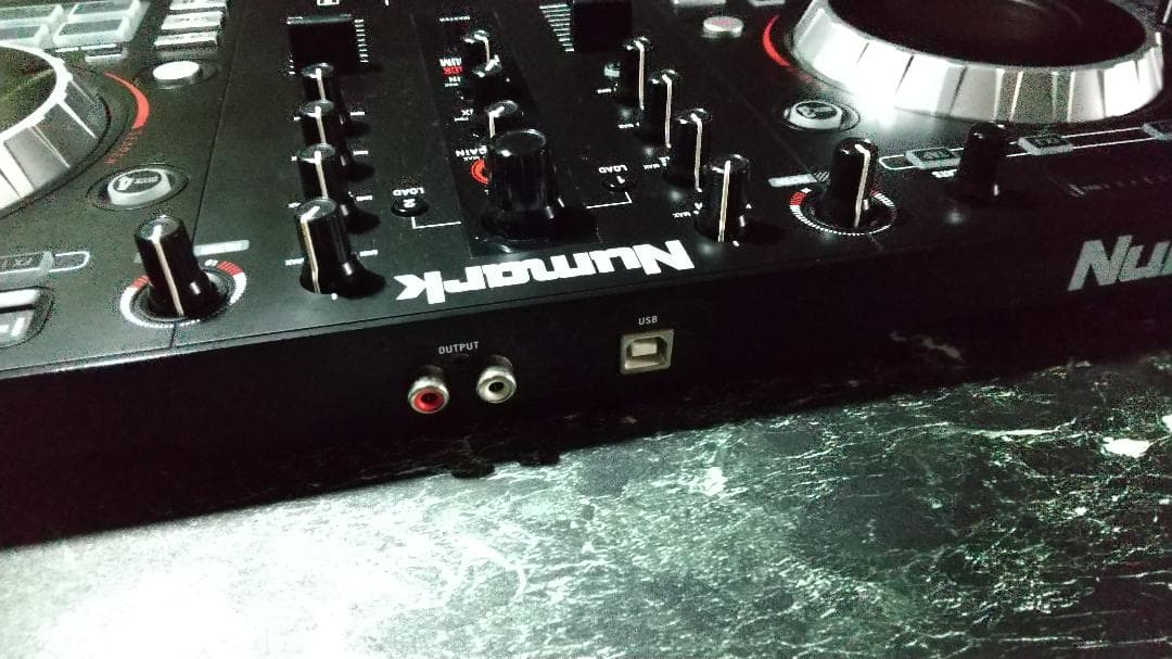 Numark Mixtrack Platinum 動作品 ４デッキ スタンド付