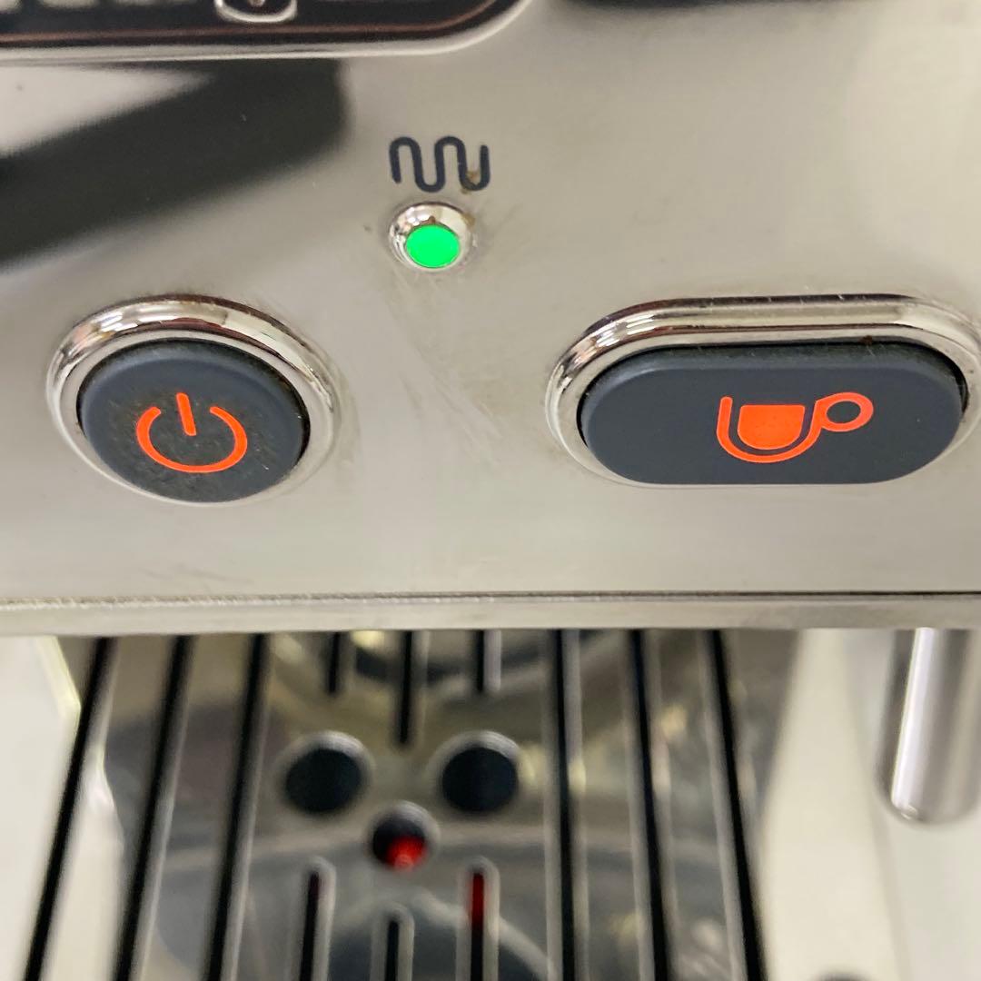 3891-K DeLonghi エスプレッソ•カプチーメーカー ES020J