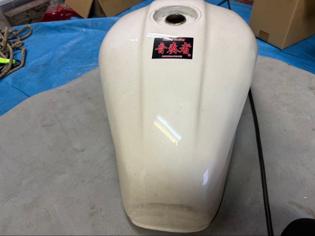 YAMAHA XJR400R タンク　RH02J