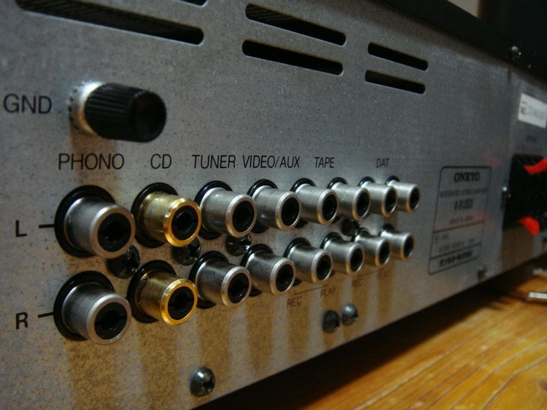 整備済 程度良 ONKYO オンキョー Integra A-812EX 取説付