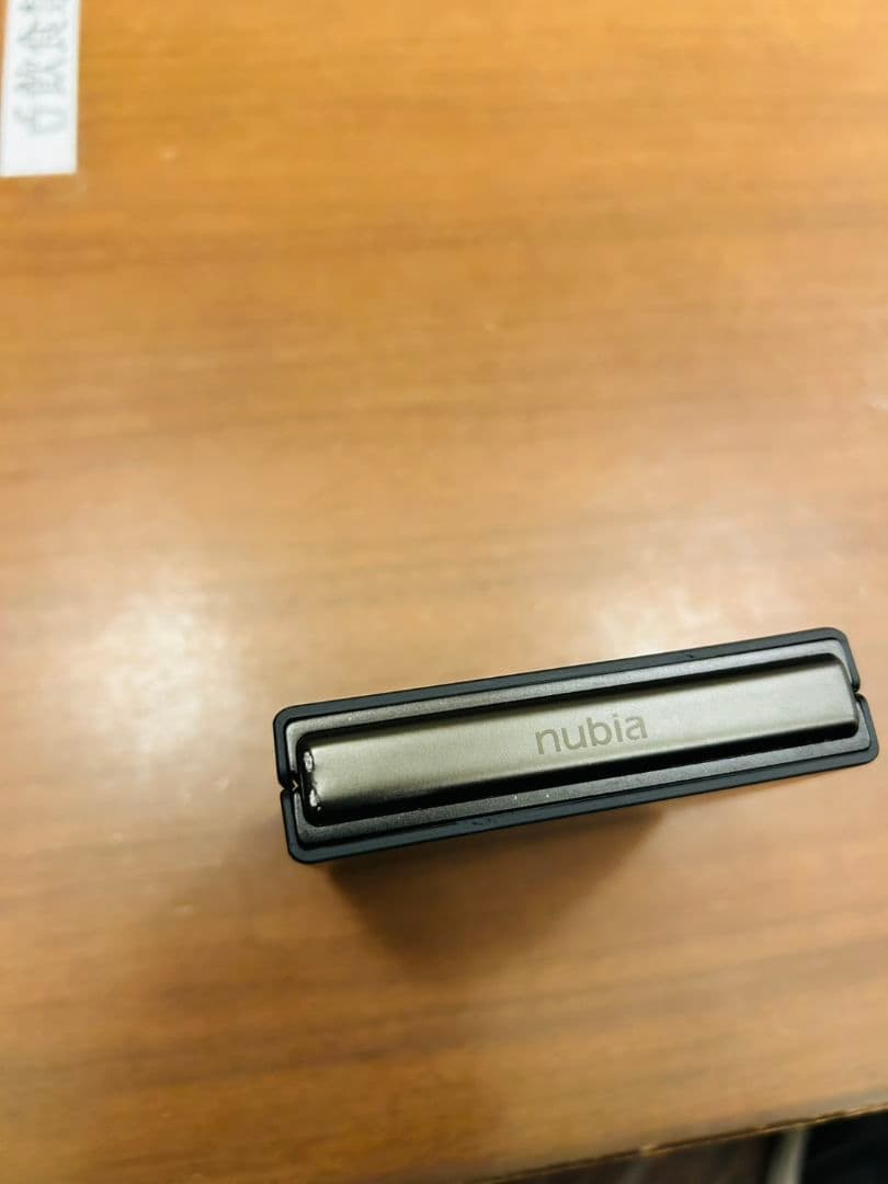 nubia Flip 5G SIMフリー おまけ付き 折りたたみスマホ