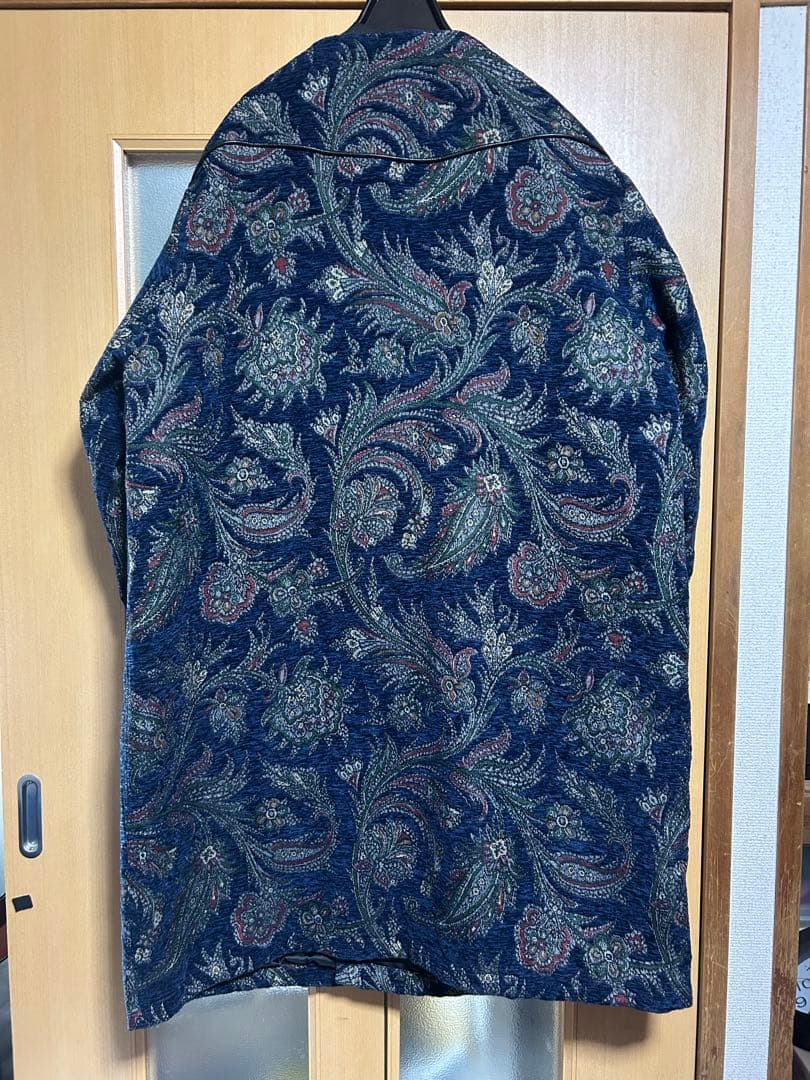 aie ノーカラーコート　ペイズリー