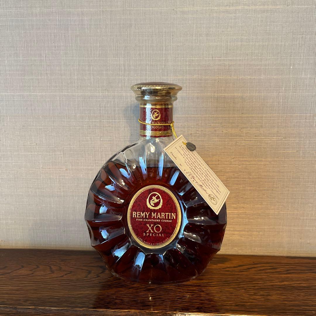 お値下げ【新品】レミーマルタンXO SPECIAL 700ml ブランデー
