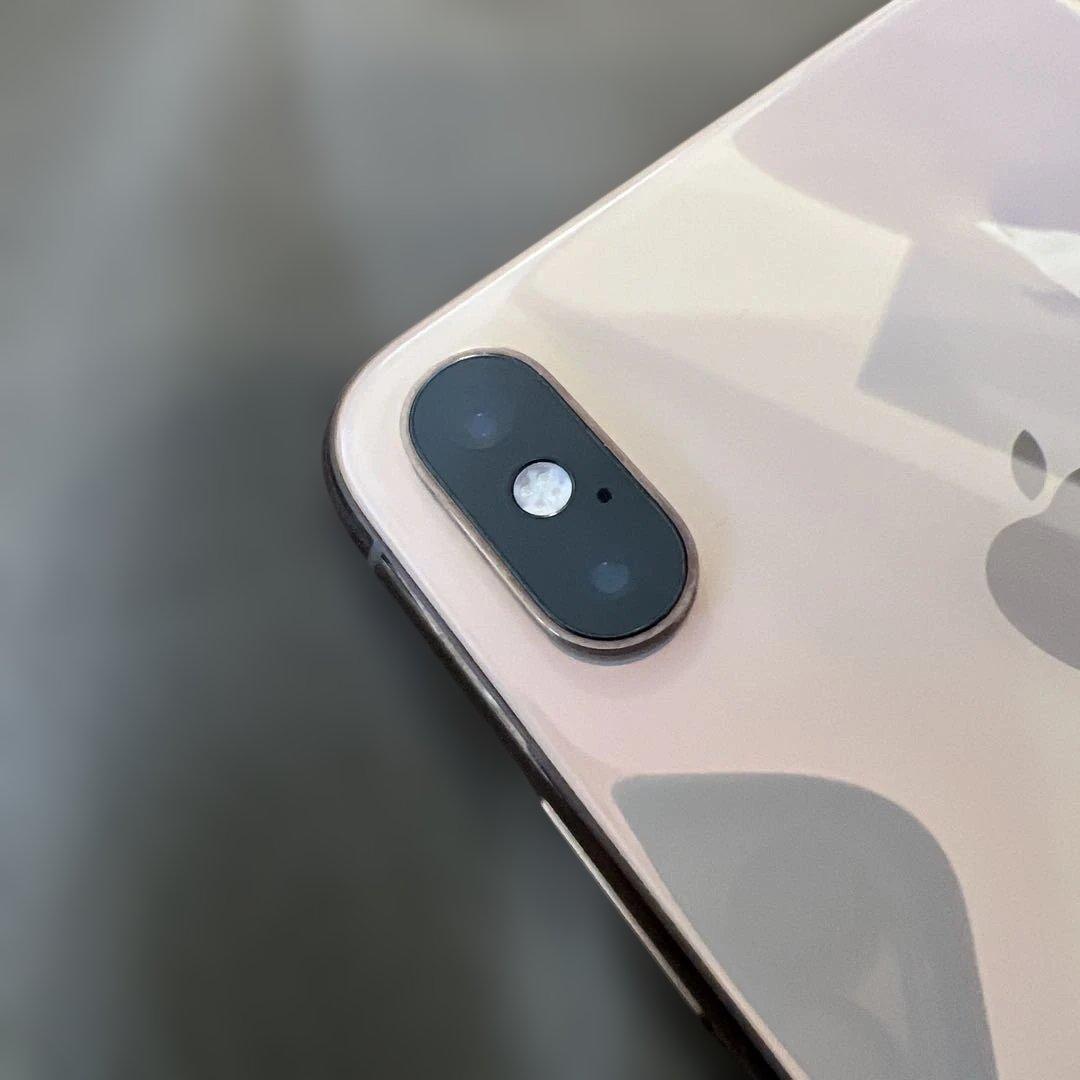 Apple iPhone Xs 64GB ゴールド　アイフォンテンエス