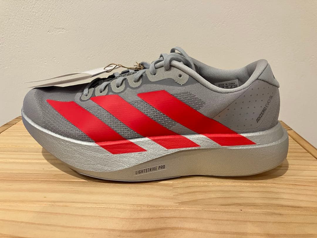 adidas adizero Evo SL シルバー/レッド　26.0cm