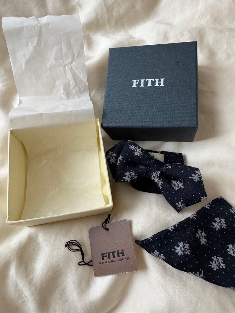 グルービーカラーズ フォーマルスーツフルセット　卒業式　入学式