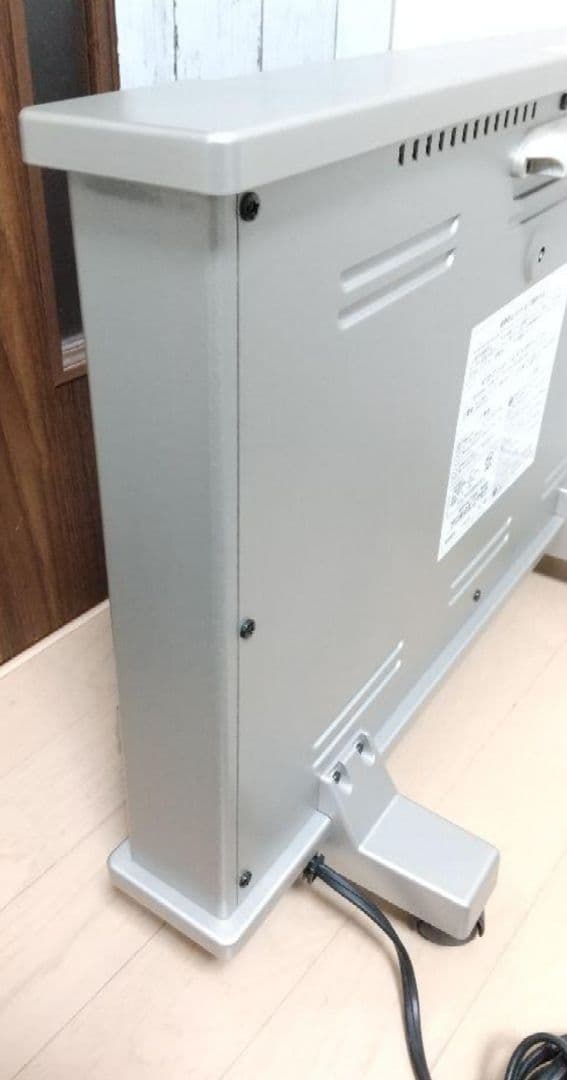 今の時期に大活躍➰サンルミエ エクセラ N500L 遠赤外線ヒーター