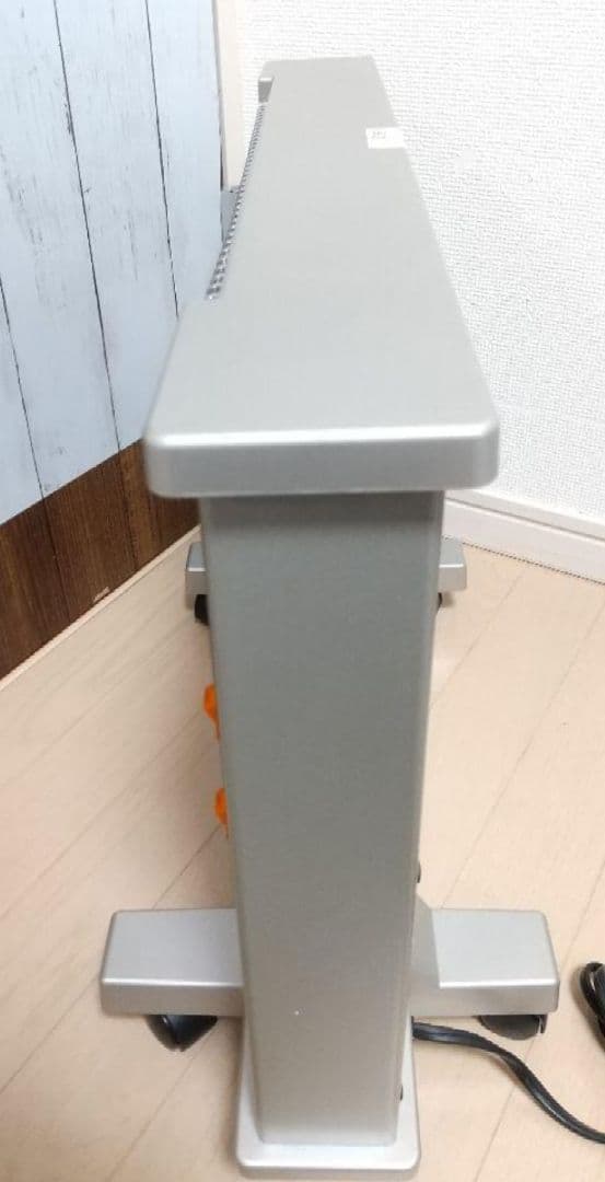 今の時期に大活躍➰サンルミエ エクセラ N500L 遠赤外線ヒーター