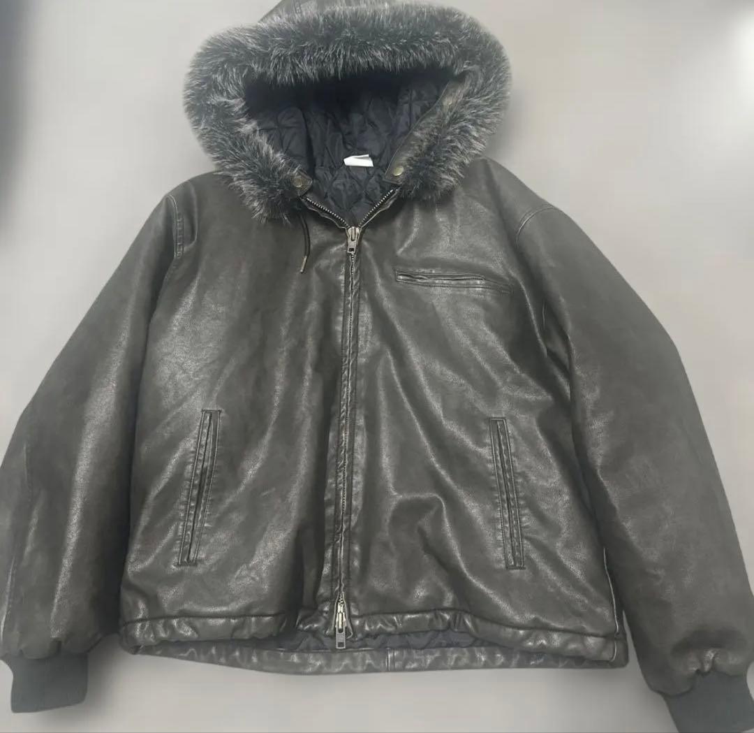 ファー付きフード レザー風ダウンジャケット