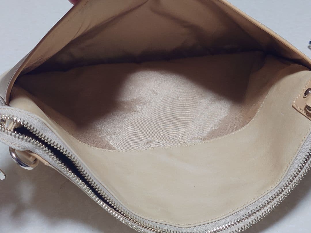 ソメスサドル　リード　ショルダーバッグ L アイボリー