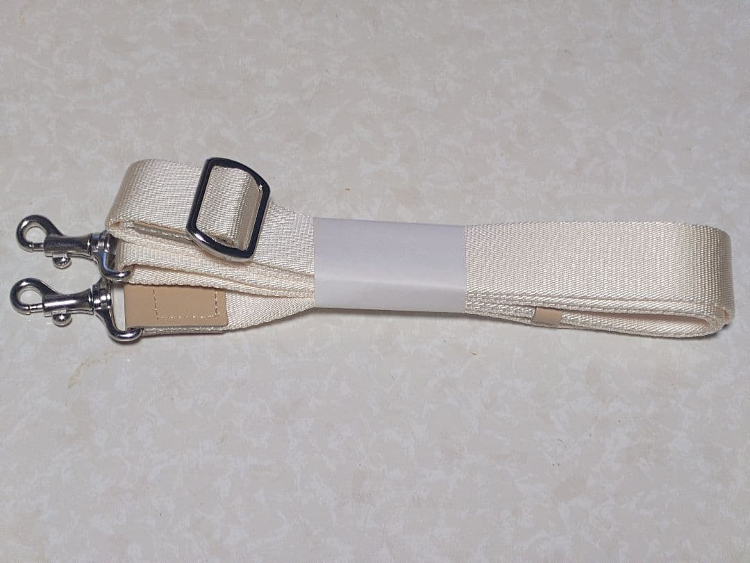 ソメスサドル　リード　ショルダーバッグ L アイボリー