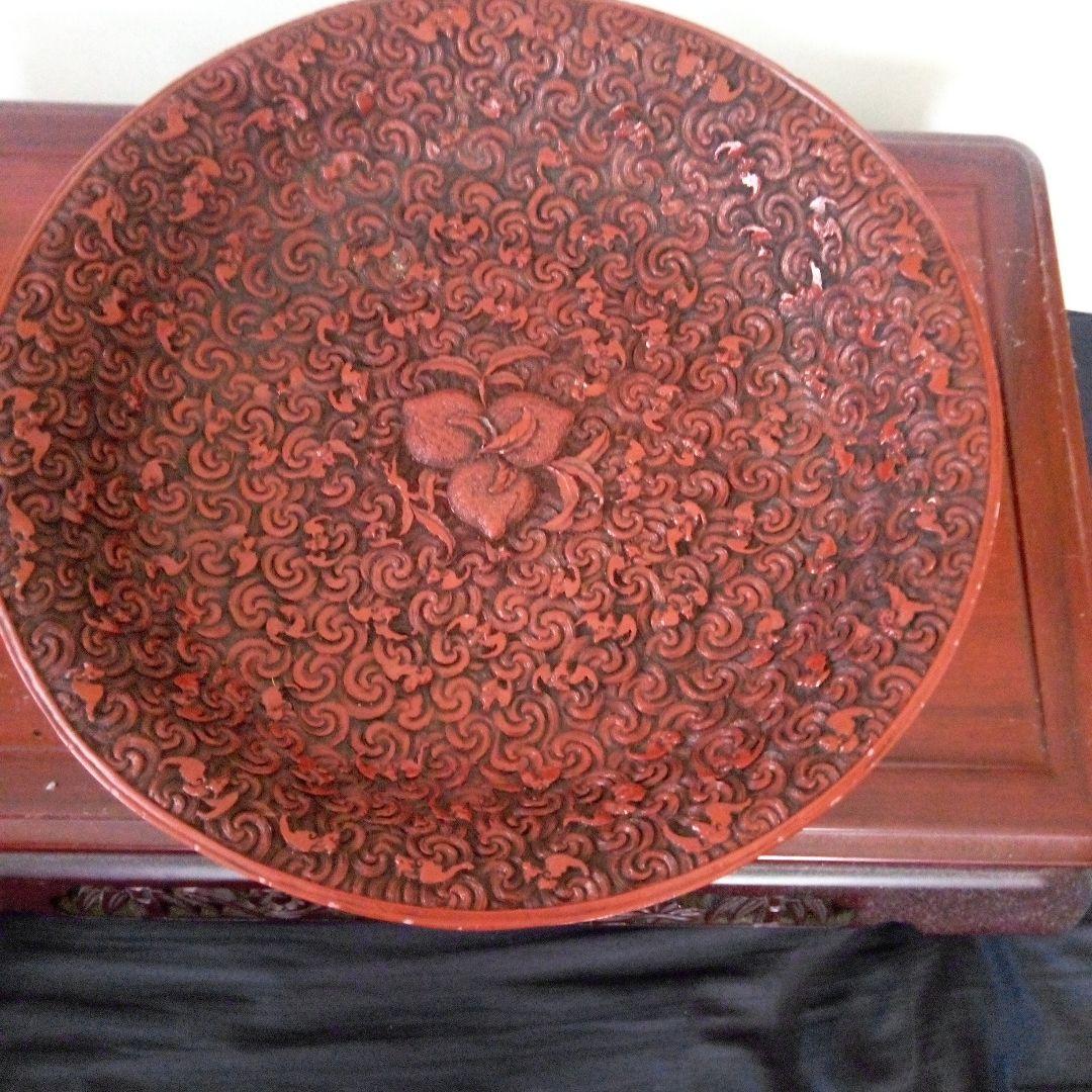 中国古玩　大清乾隆年製　堆朱　菓子鉢　唐草蝙蝠模様