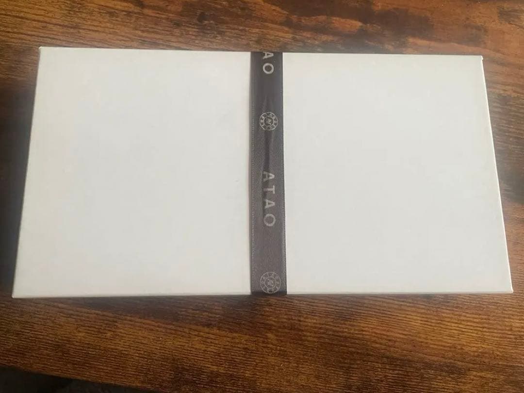 最終お値下げ！【新品】ATAO長財布 リモエッグザウルス！