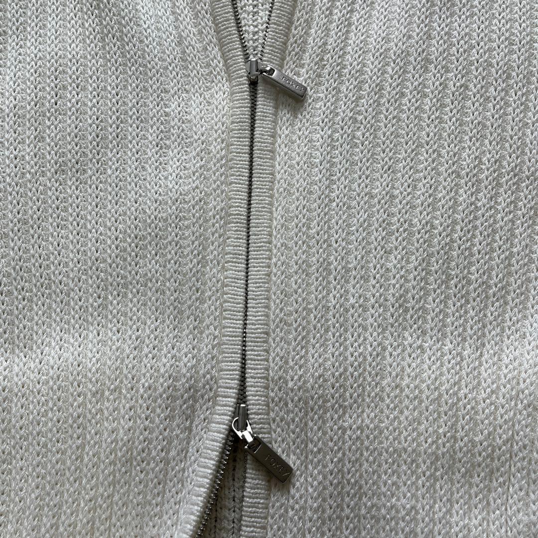 フォクシー HoodieFanニットパーカー ダブルジップ 38676　ロゴ