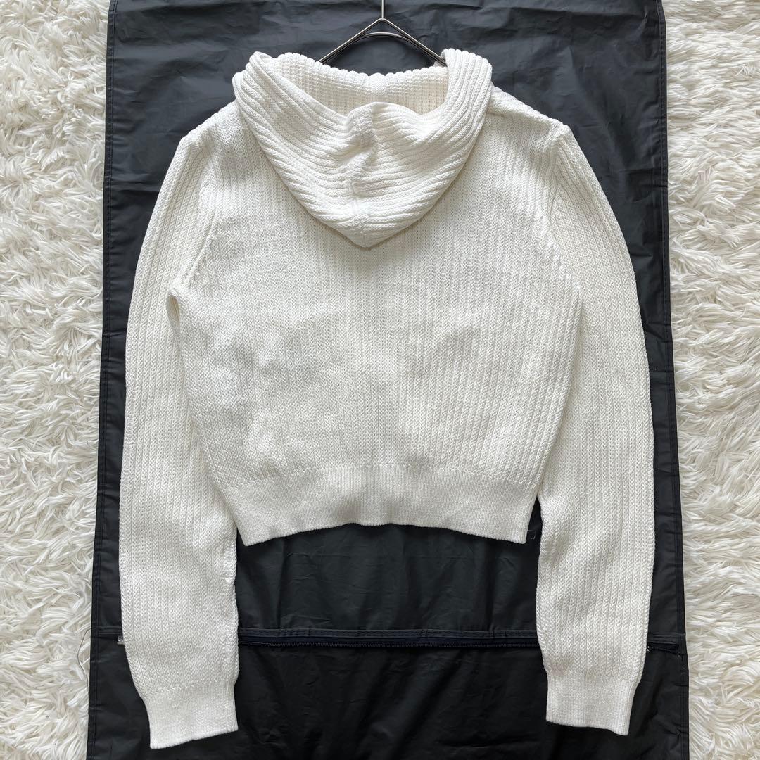 フォクシー HoodieFanニットパーカー ダブルジップ 38676　ロゴ