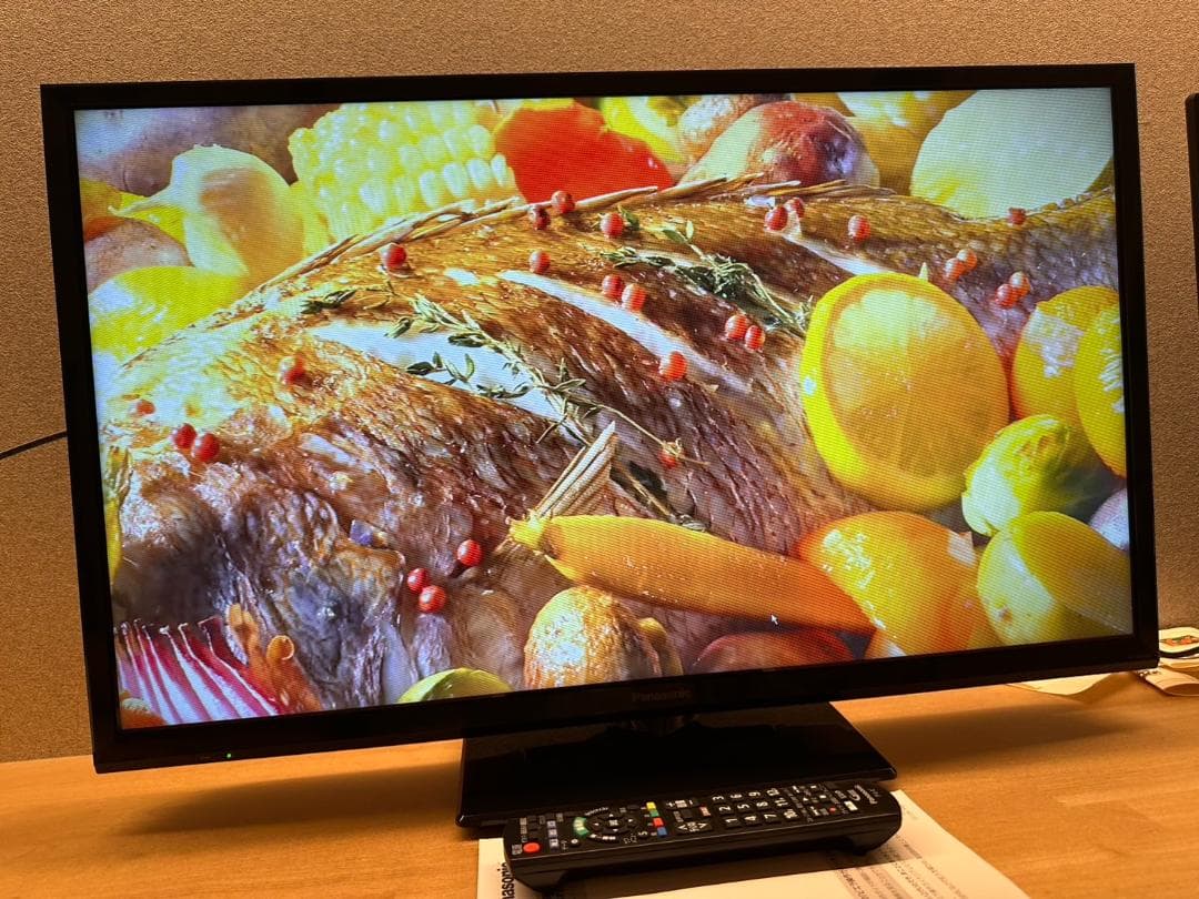 Panasonic　パナソニック 32型 テレビ TH-32G300 超極美品！