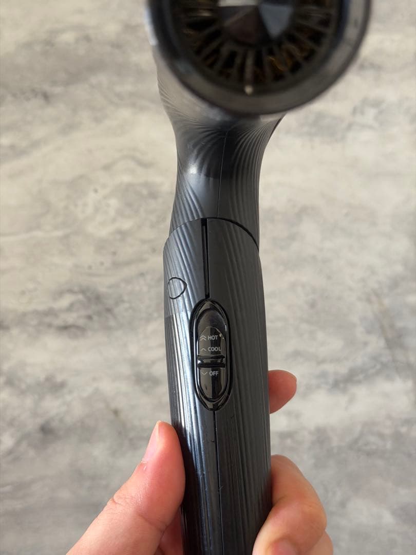 【ちゃんと動きます】リファ　ヘアドライヤー　※半ジャンク品