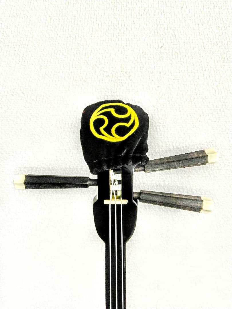 沖縄三線　人工皮　セミハードケース付き