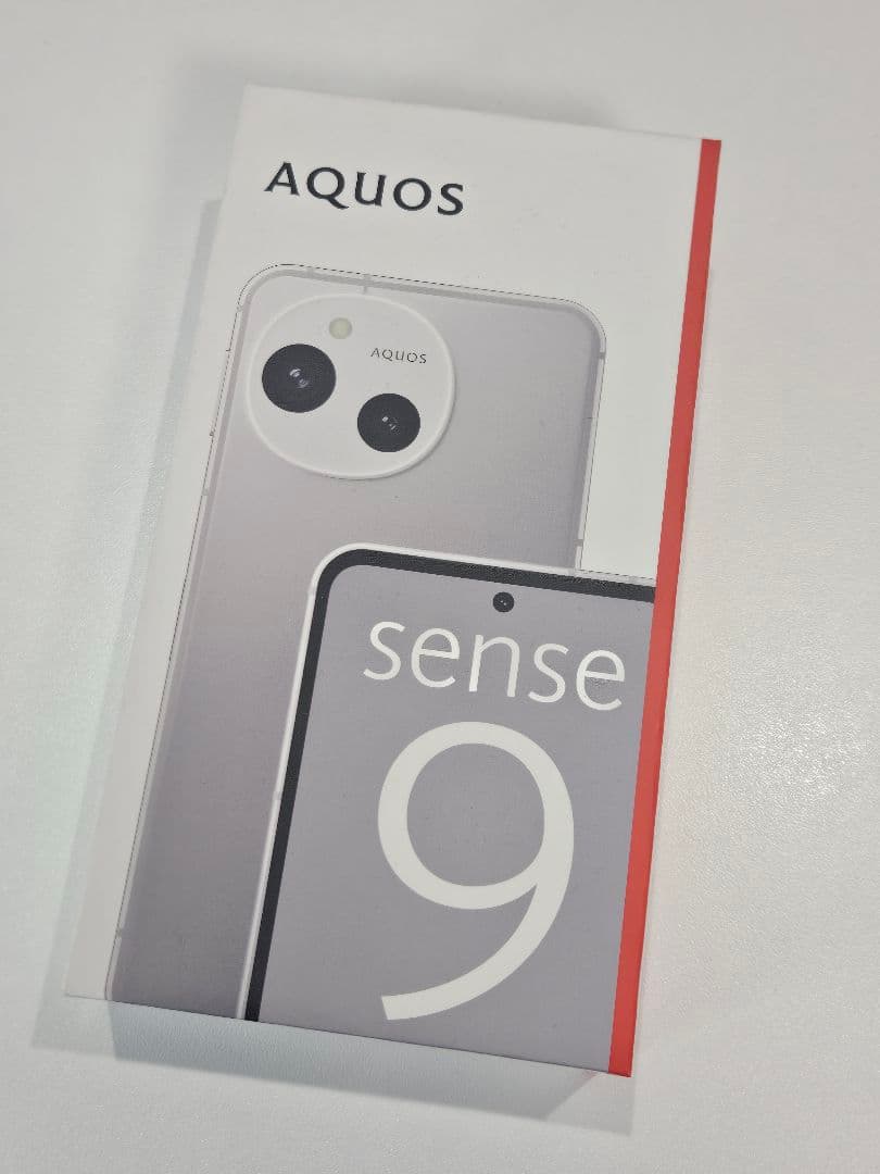 ［美品］AQUOS sense9 8GB/256GB ホワイト