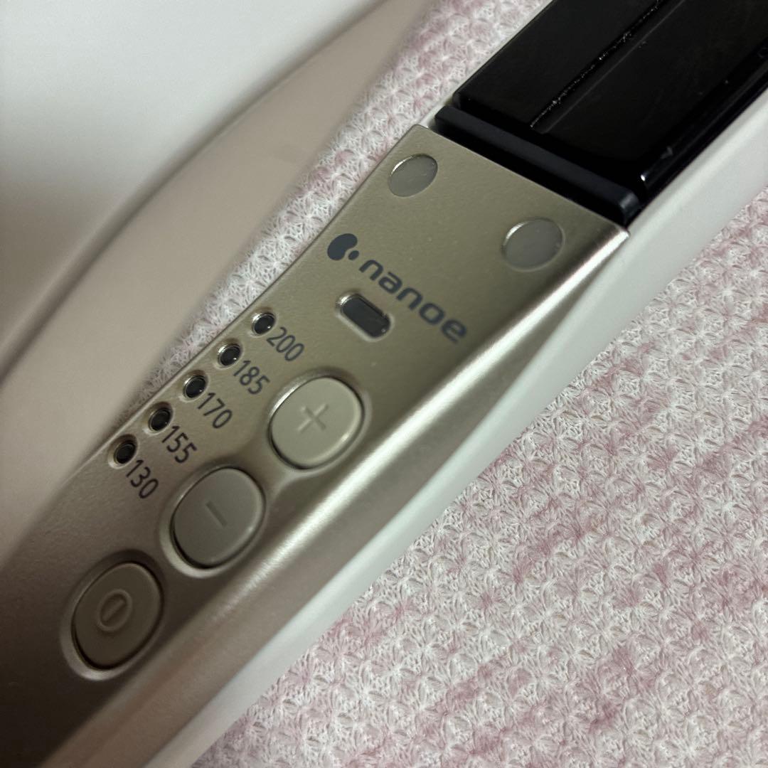 パナソニック　ストレートアイロン　ナノケア　EH-HSOJ-W