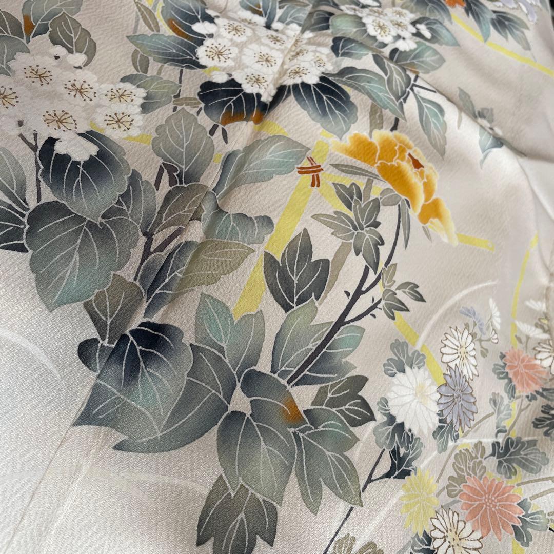 ひろりん様おまとめ　優しい生成色に四季花が美しい訪問着