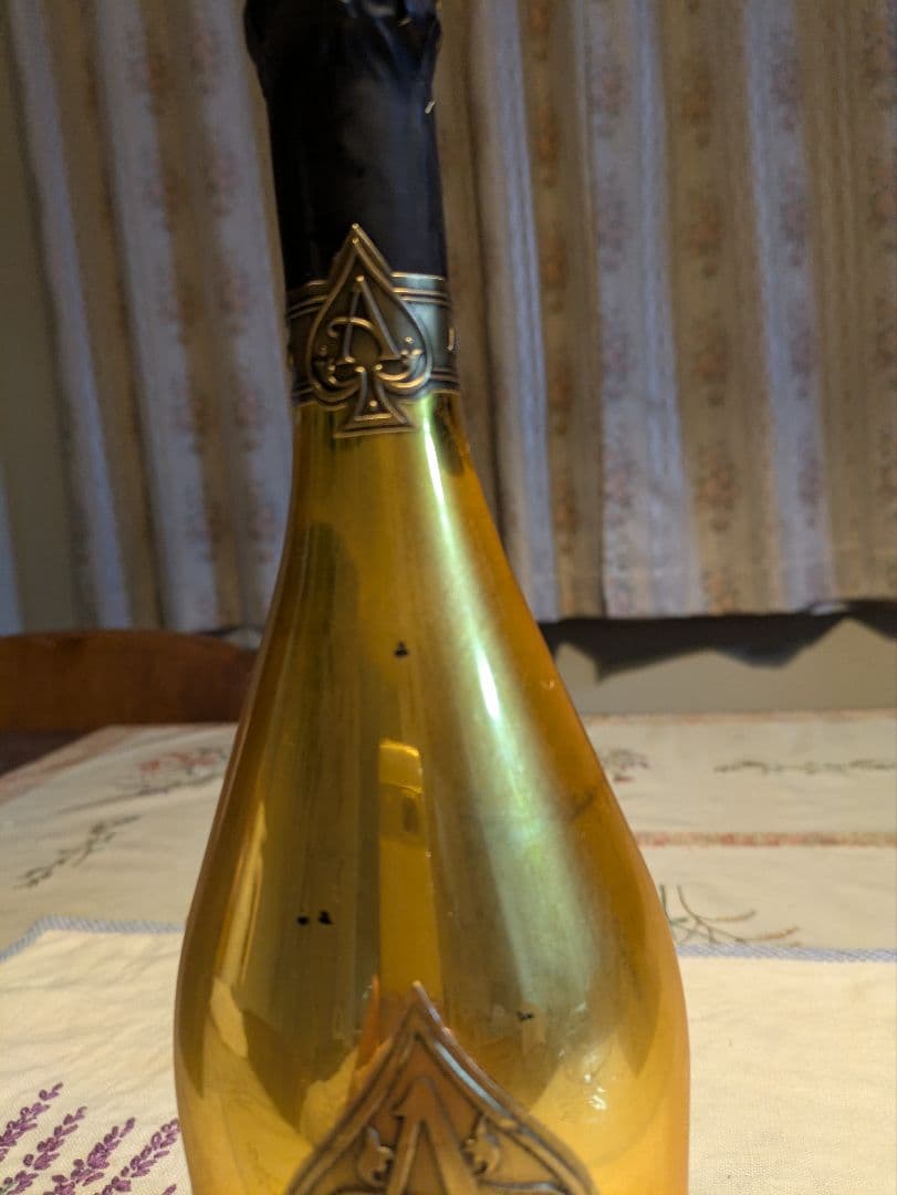 Armand de Brignac アルマンドGOLD 箱、袋付