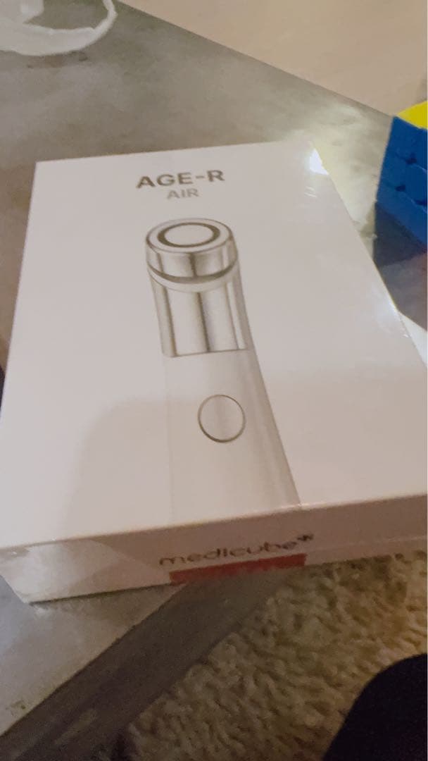 medicube AGE-R AIR 美顔器