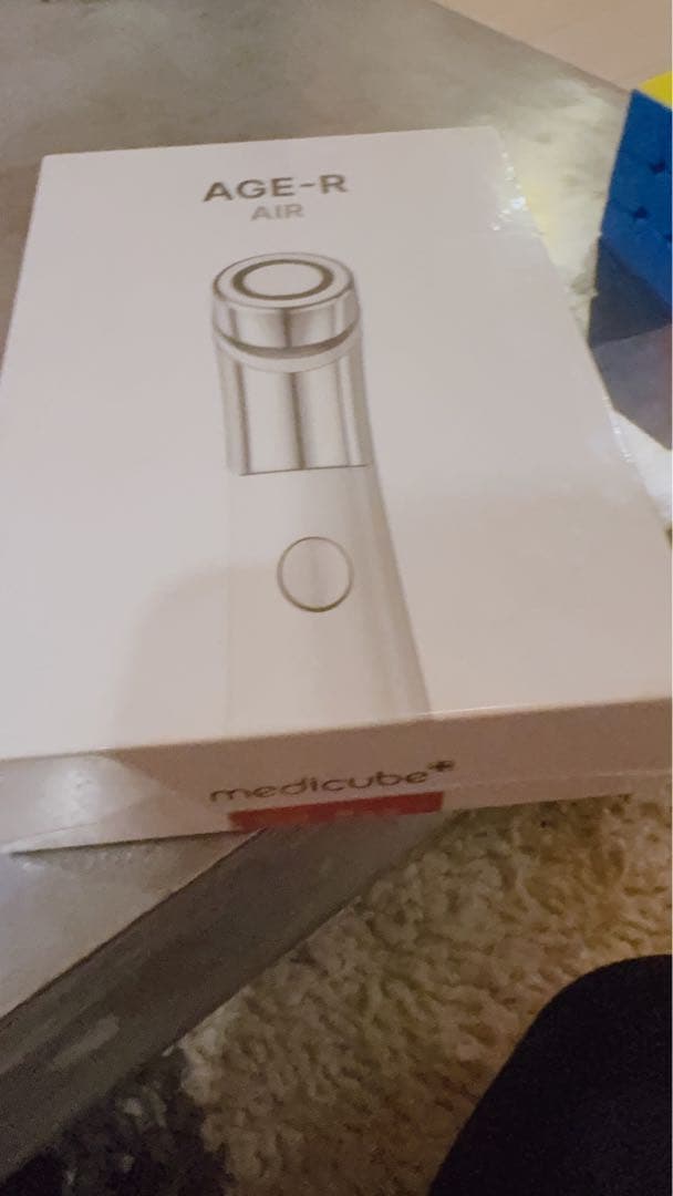 medicube AGE-R AIR 美顔器