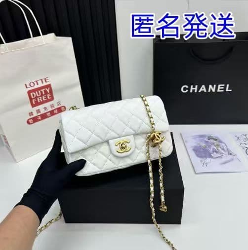 CHANEL MAKE UP ホワイトレザー ショルダーバッグ ノベルティ