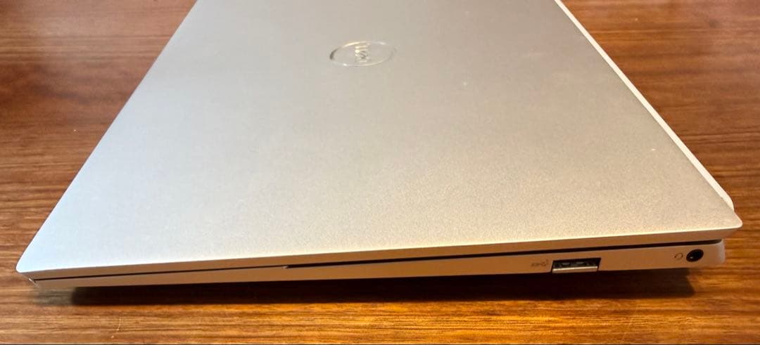 上位モデル｜Inspiron 13 5330｜i7/16GB/512GB