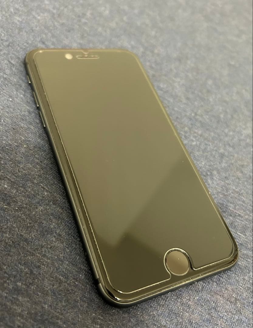 Apple iPhone 8 ブラック