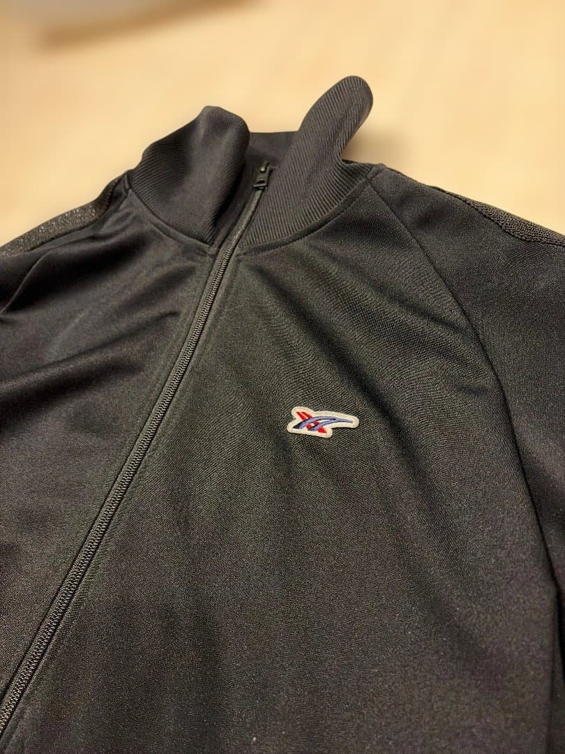 Onitsuka Tiger トラックジャケット