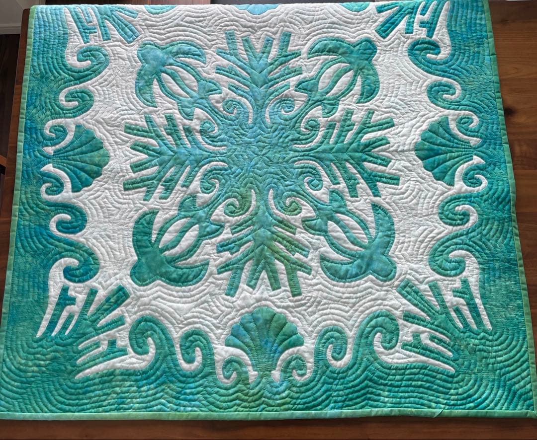 ハワイアンキルト タペストリー むらぞめエメラルドグリーン白柄