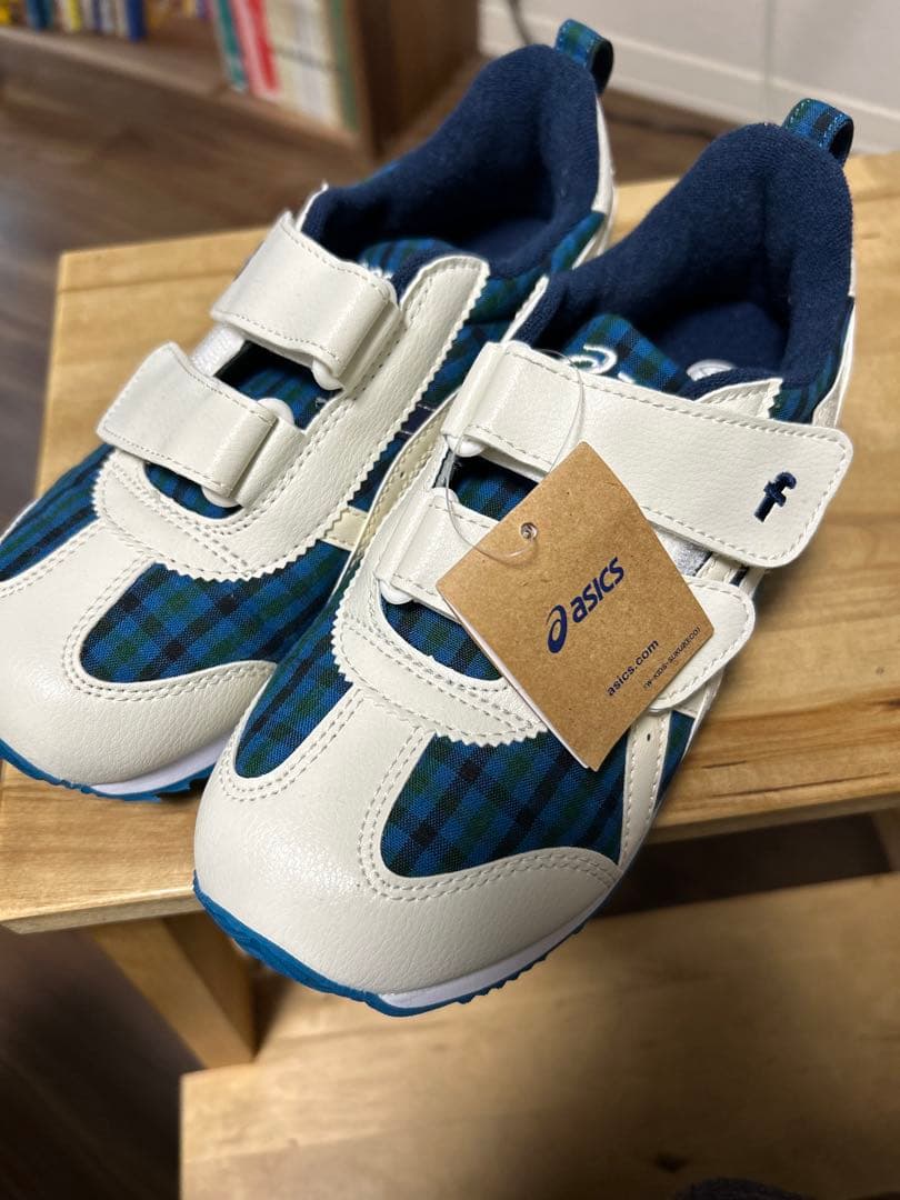 ファミリア アシックスasicsベルトタイプファミリアチェックグリーン21センチ