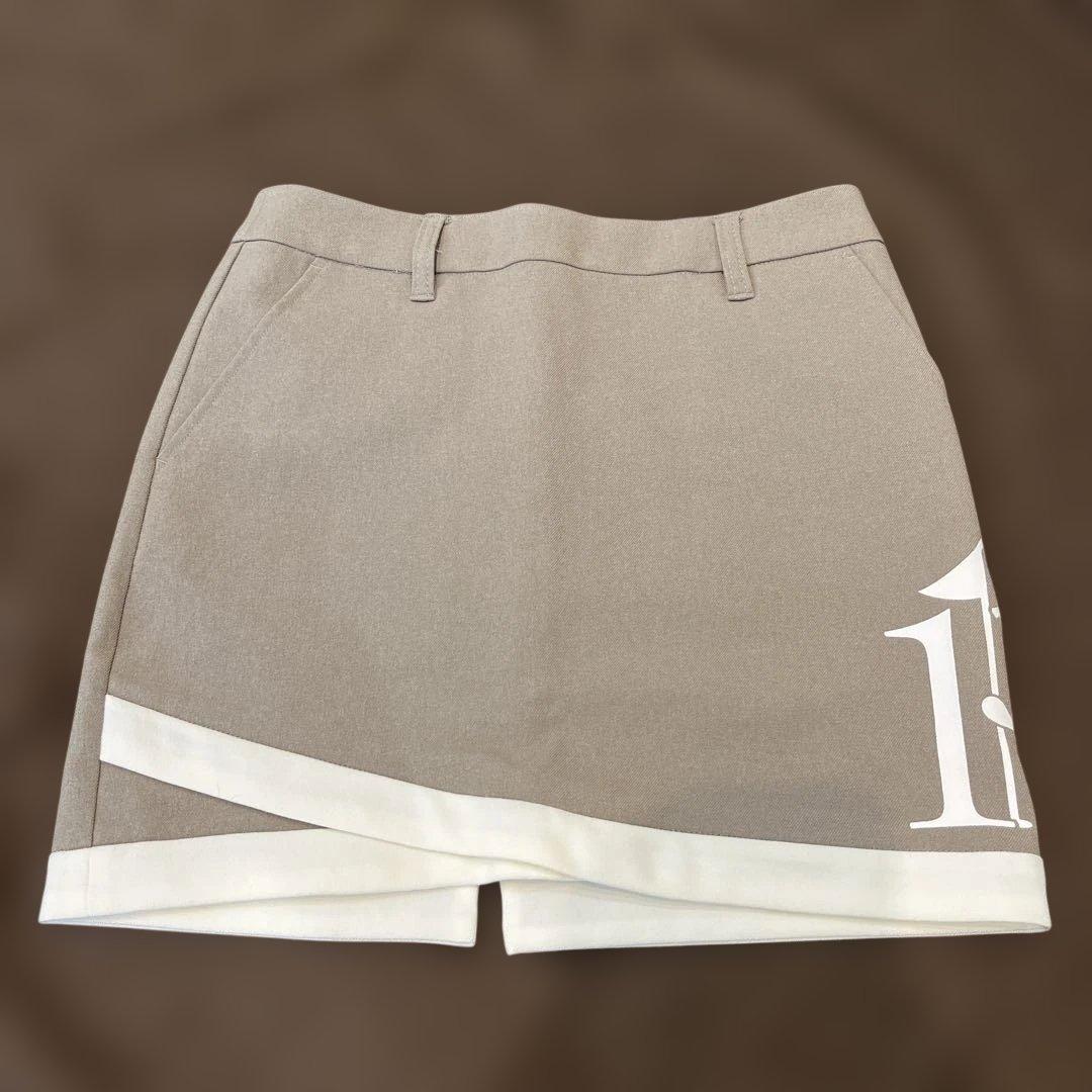 【未使用】1PIU1UGUALE3 /ウノピゥ スカート　サイズII BG