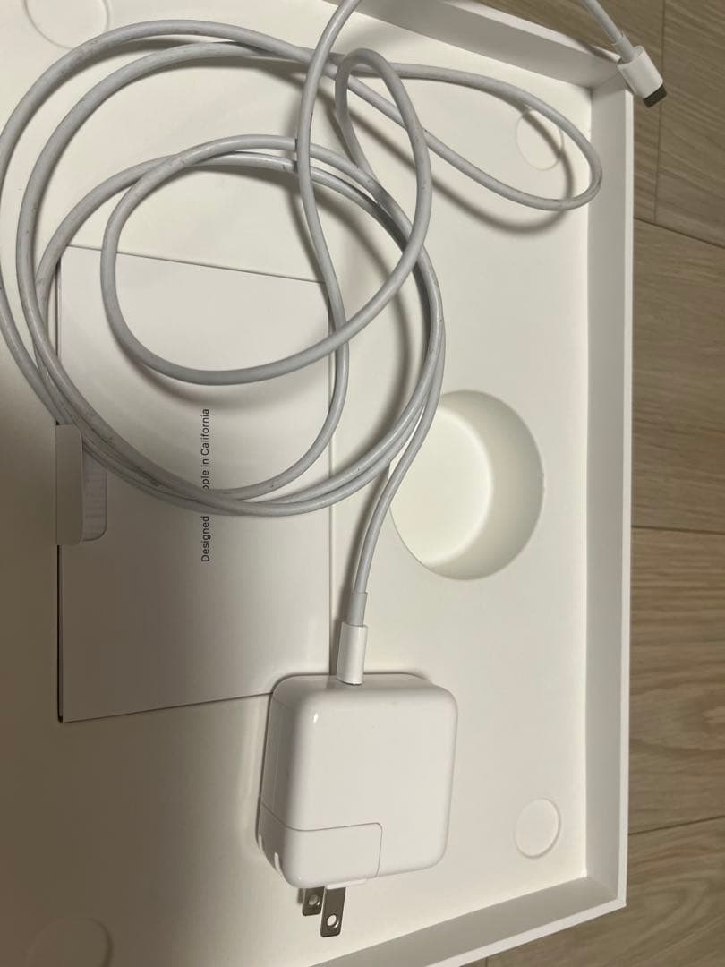 【美品】MacBookAir M1 2020年 シルバー 13インチ 256GB