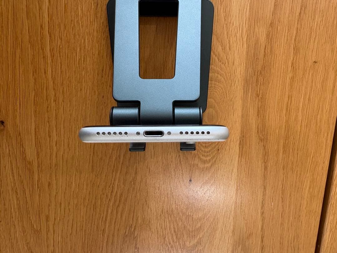 iPhone SE(第2世代) 64GB ホワイト