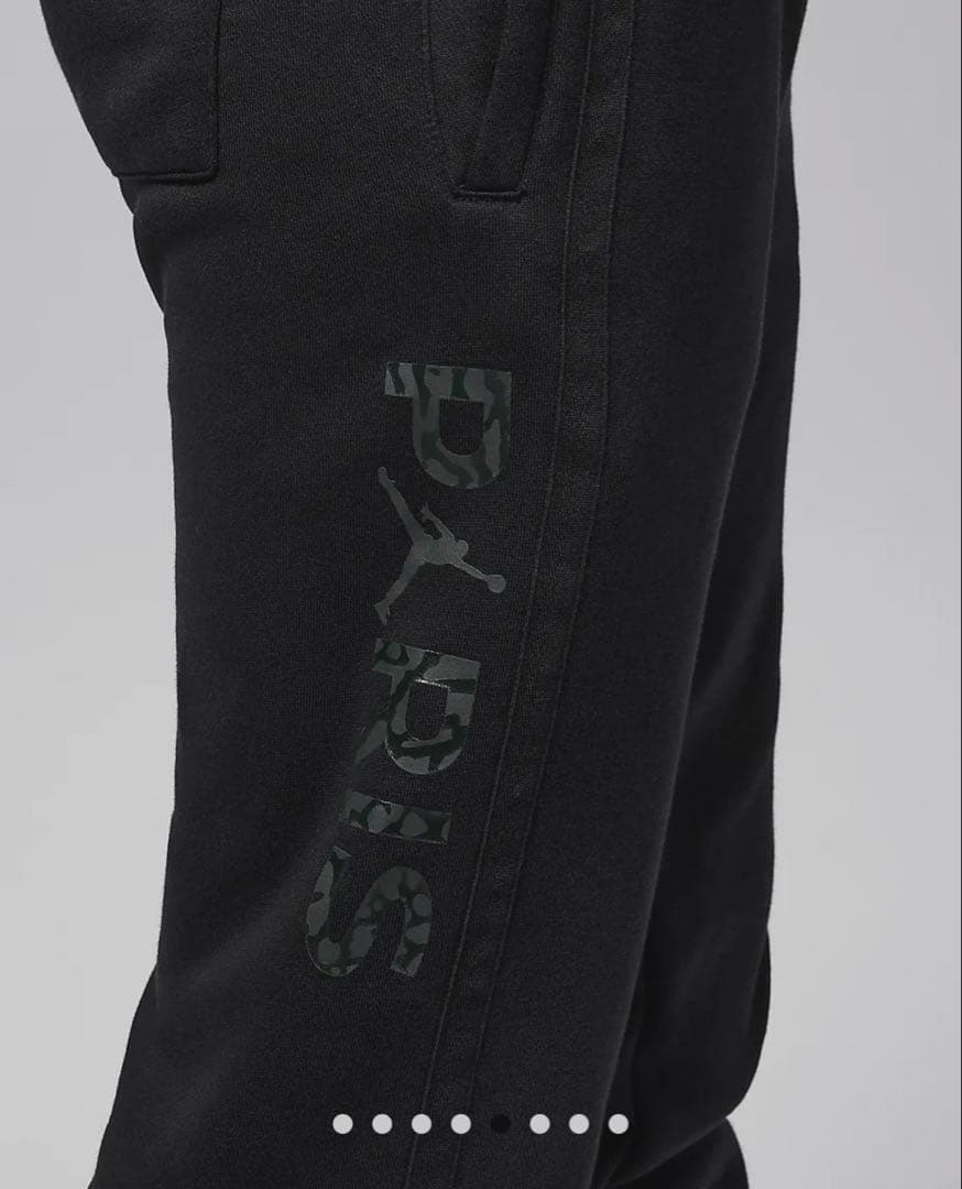 【新品】ジュニア　PSG パリサンジェルマン　フリースプルオーバー　セットアップ