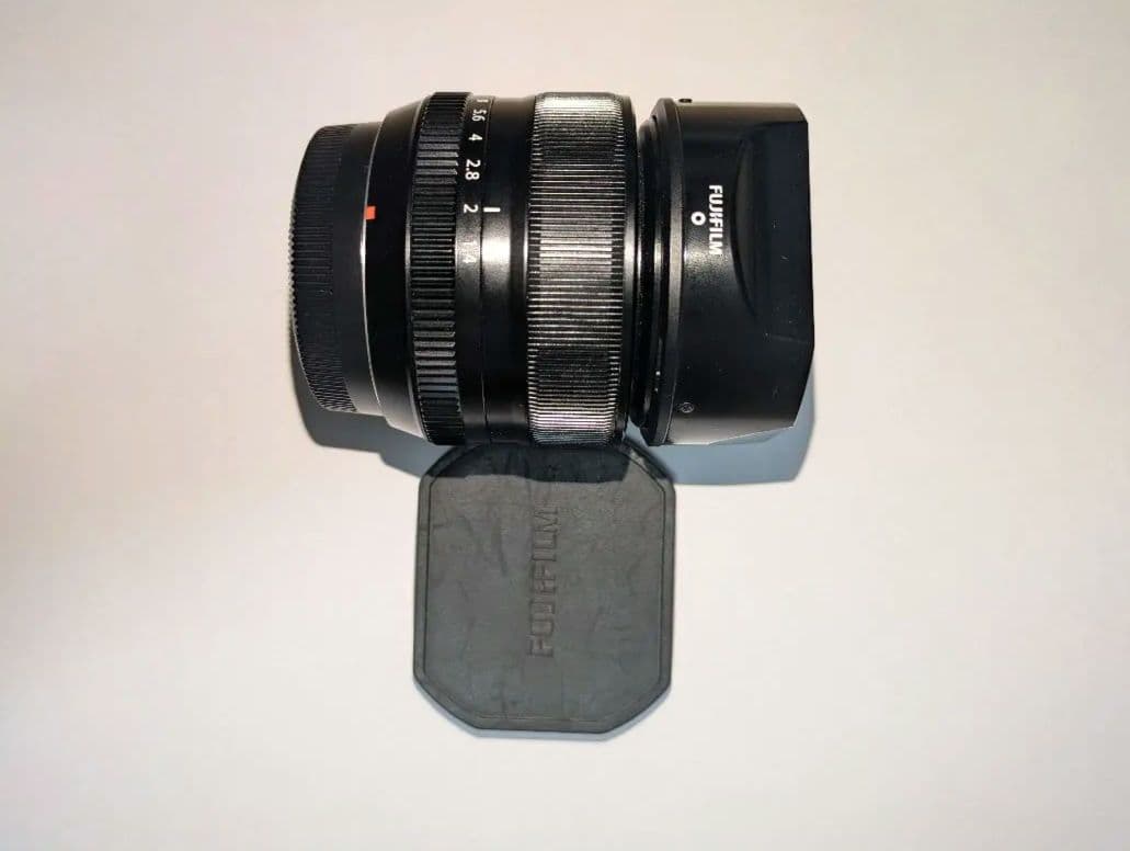 XF35mm F1.4 R 単焦点レンズ　+　フィルター2種類