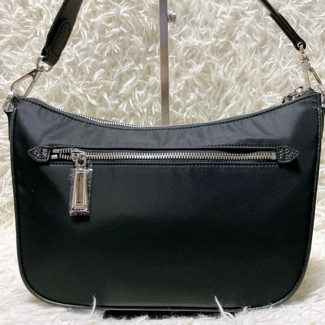 美品 ココセリュックスゴールド ハーフムーン 2way ショルダーバッグ 黒