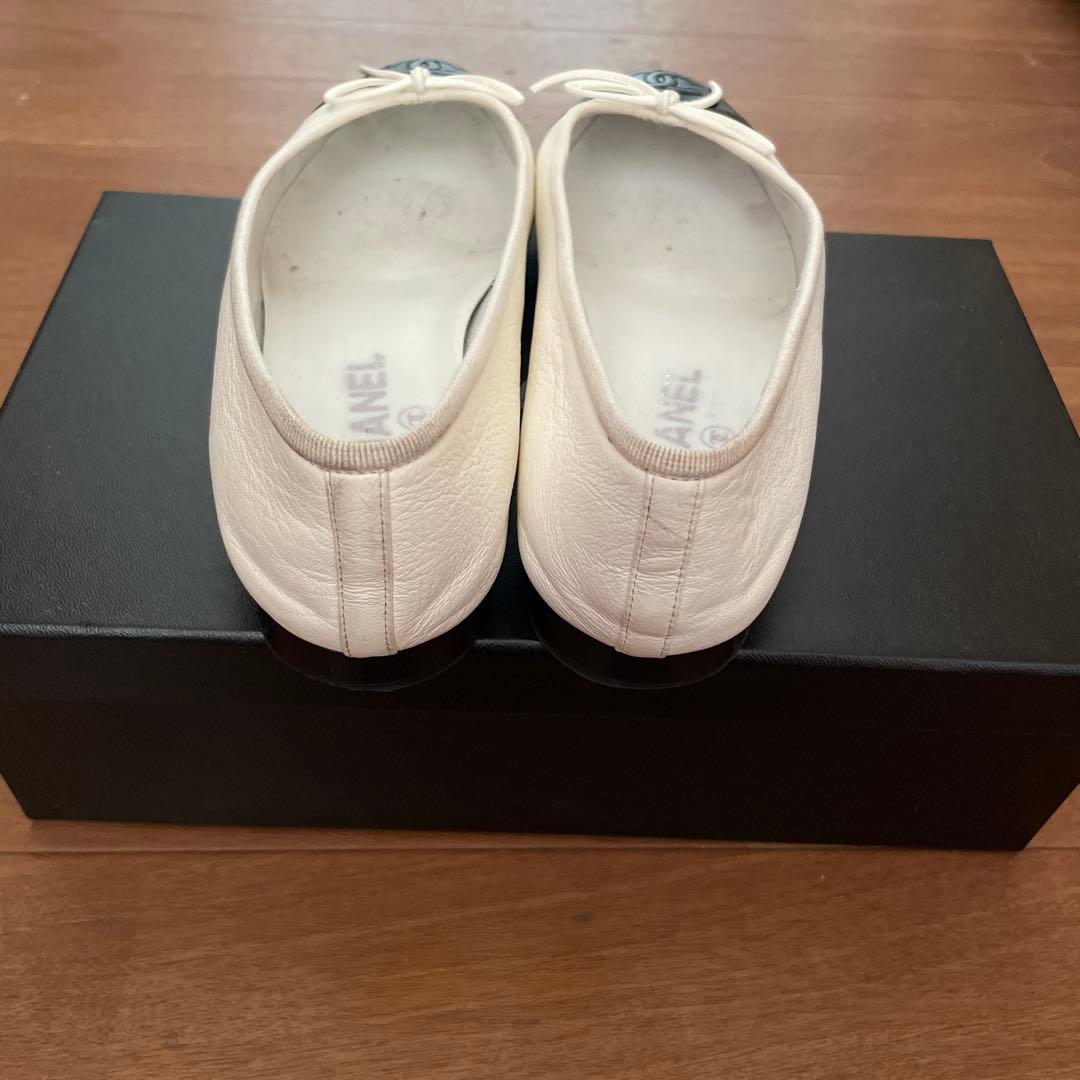 CHANEL フラットシューズ ホワイト/ブラック　37.5最終お値下げ