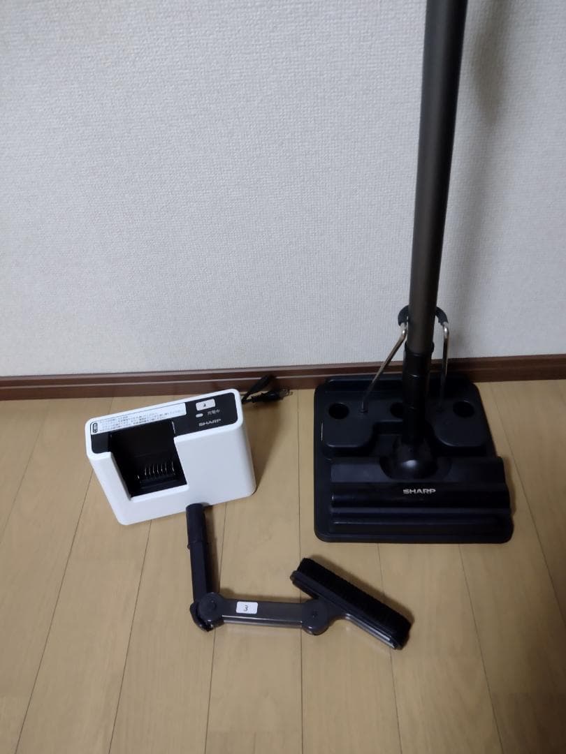 シャープ★掃除機★EC-FR7-B★2022年製★バッテリー新品と同等★3