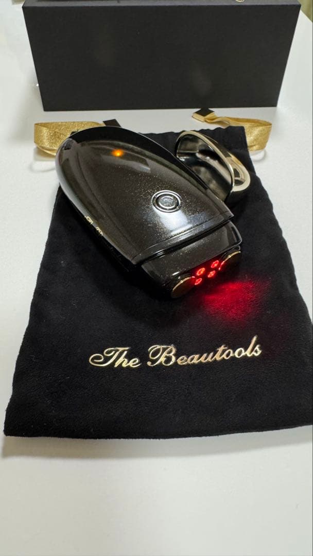 フェイスポンプ プレミアム 美顔器　EMS